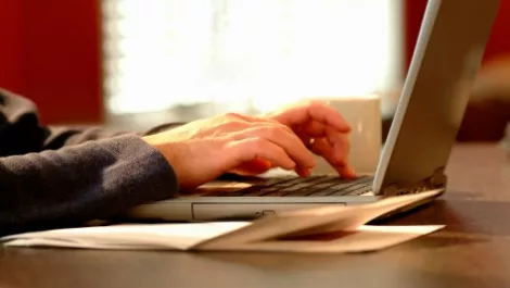 Online security causing pause for thought for SMBs