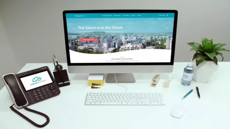 Cf   desk shot   website