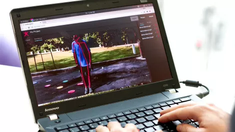 Lookinglass app in use   for web  1 
