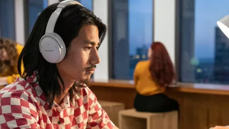 Bose quietcomfort 45 headphones  1 